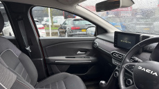 Dacia Jogger 1.0 TCe Extreme SE 5dr Petrol Estate